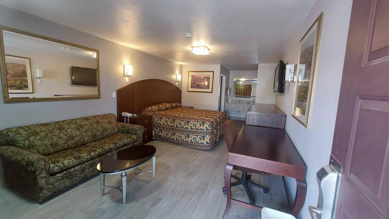 Regency Inn Norco Esterno foto
