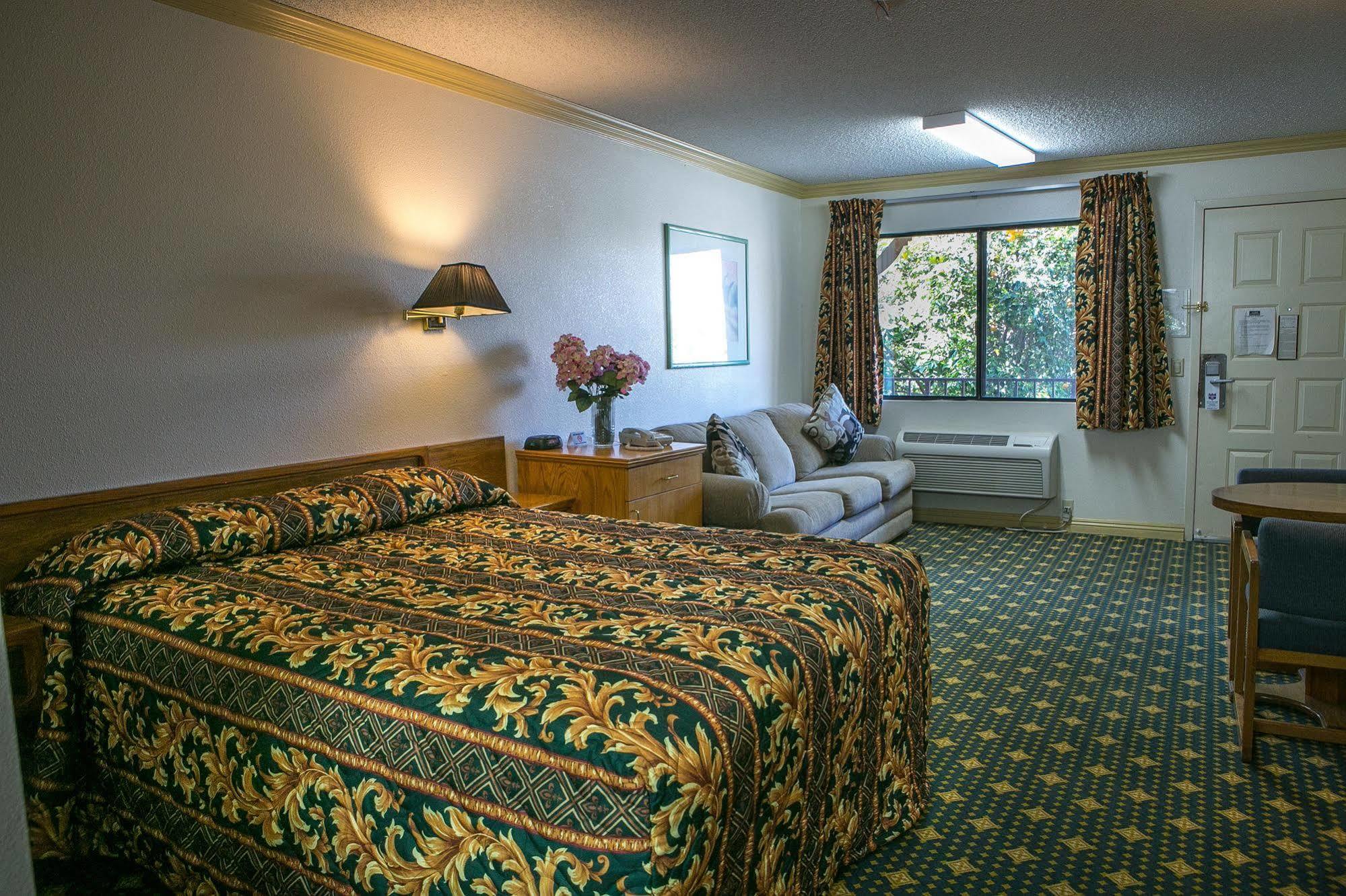 Regency Inn Norco Esterno foto