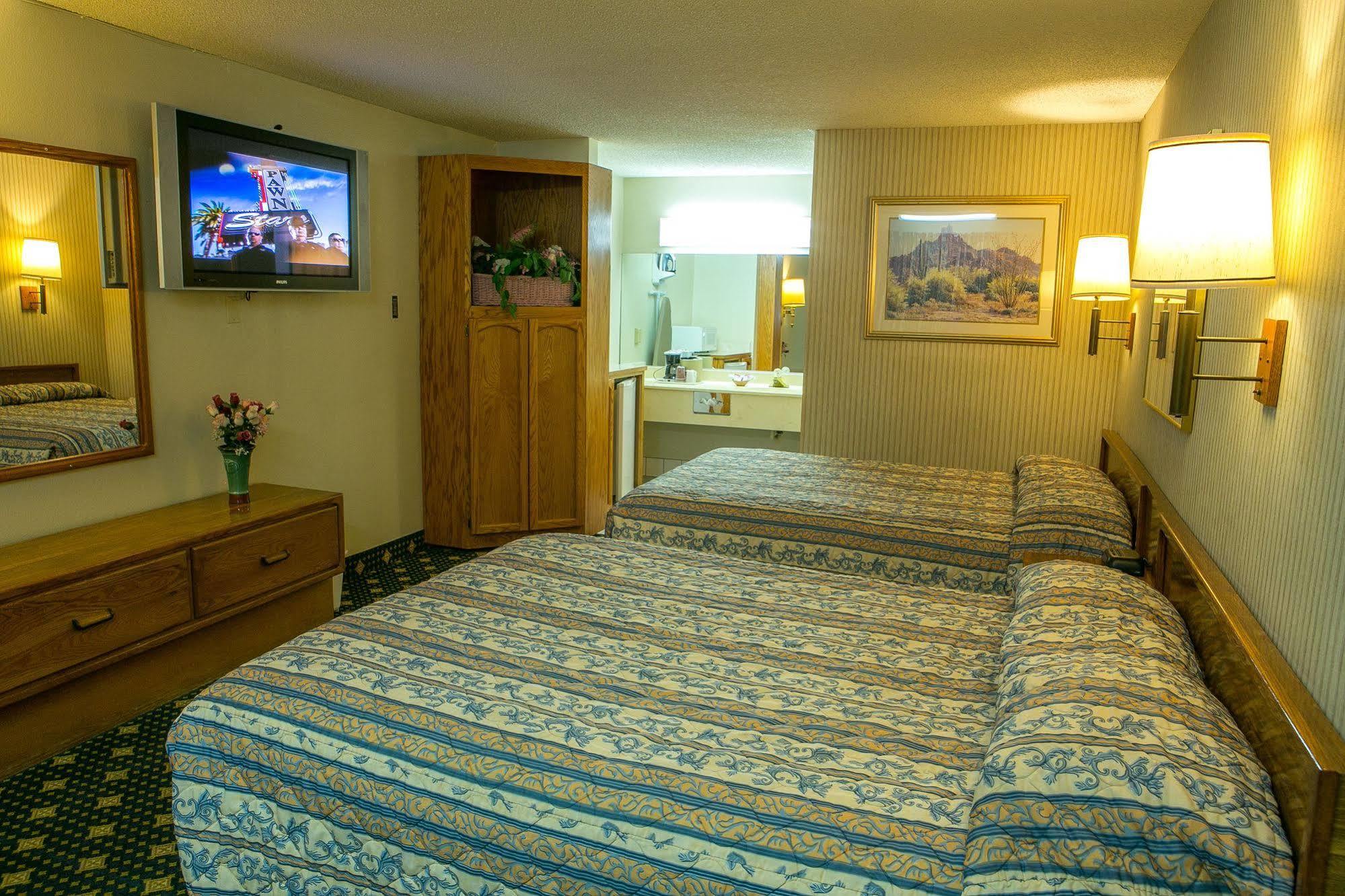 Regency Inn Norco Esterno foto