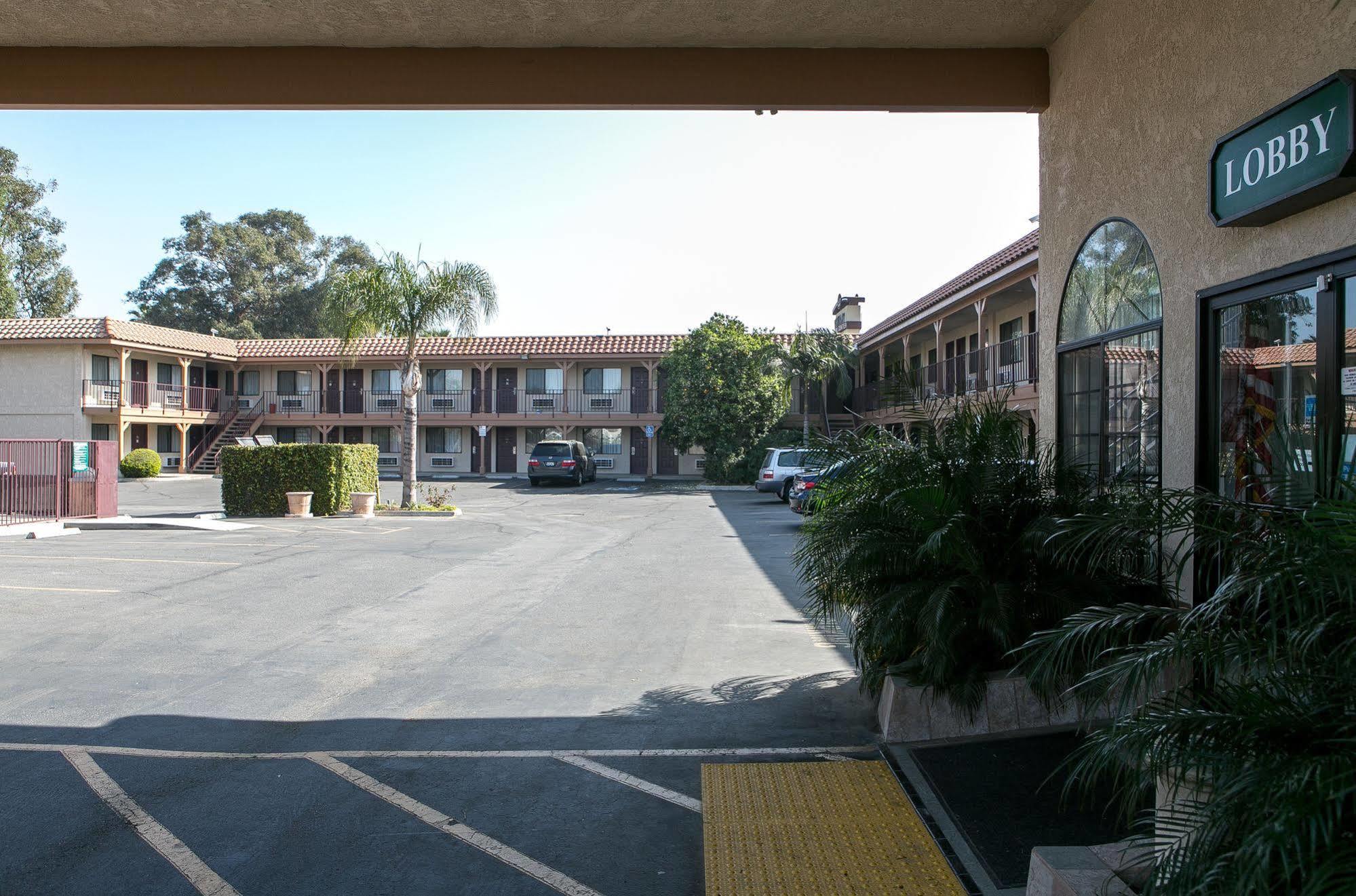 Regency Inn Norco Esterno foto